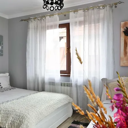 Goscinne Rozek Poronin