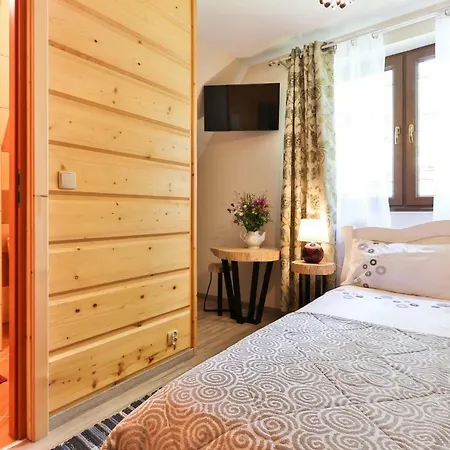 Goscinne Rozek Rum i privatbostad