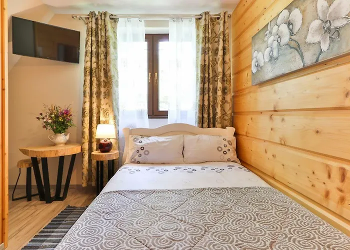 Goscinne Rozek * Poronin